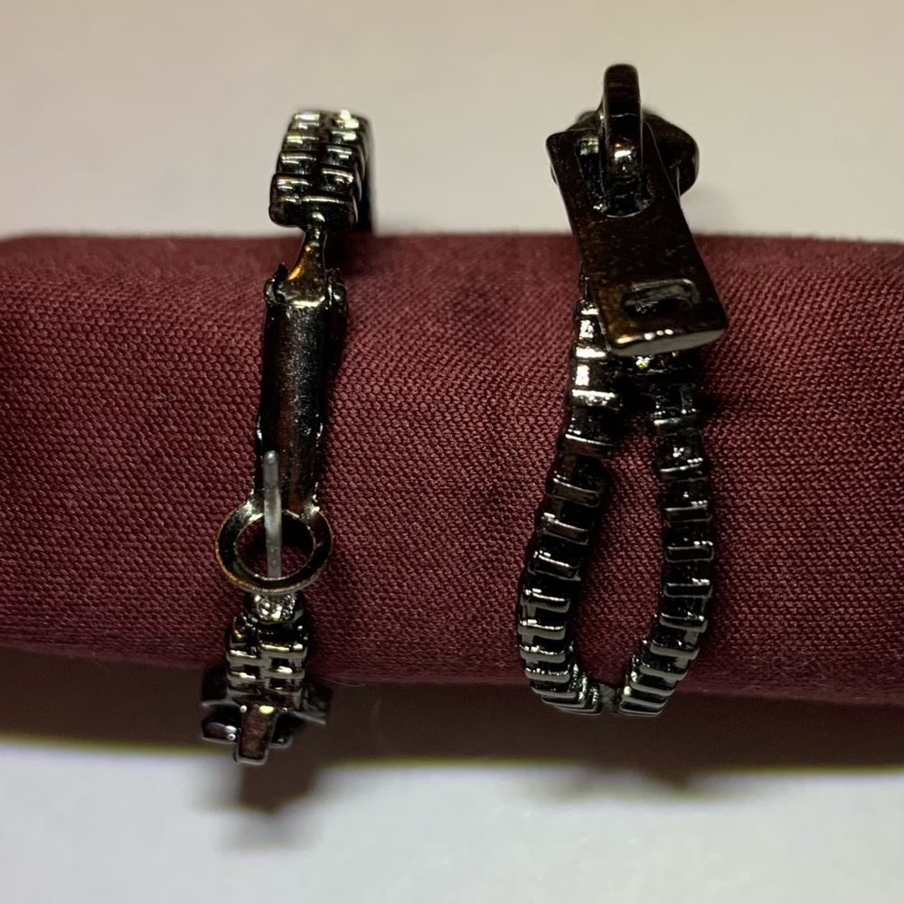 Zipper earrings